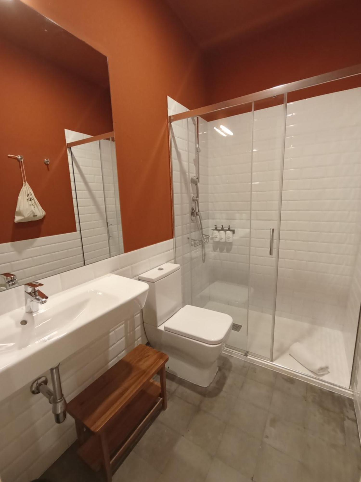 Uma Suites Parada Del Marques Sevilla Bagian luar foto