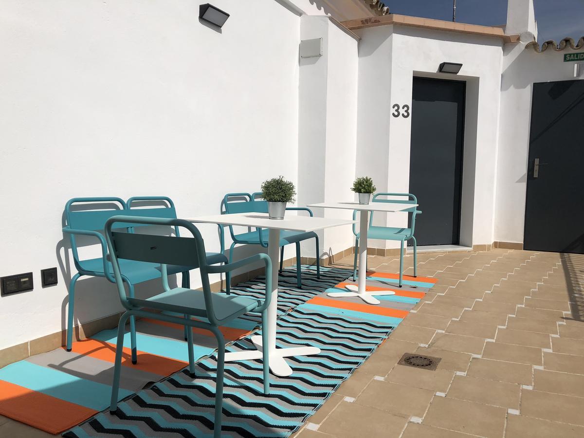 Uma Suites Parada Del Marques Sevilla Bagian luar foto